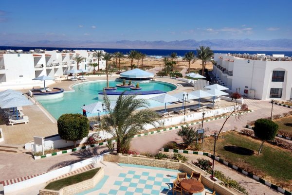 REGINA NUWEIBA RESORT 3*